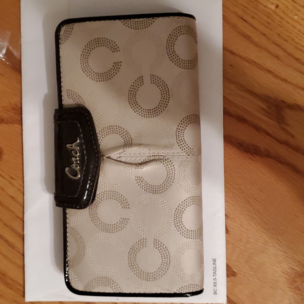 Coach wallet